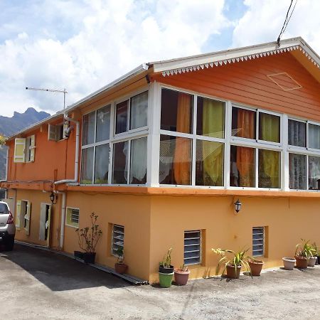 Bed and Breakfast Petite Fleur De Lentilles Cilaos Exterior foto