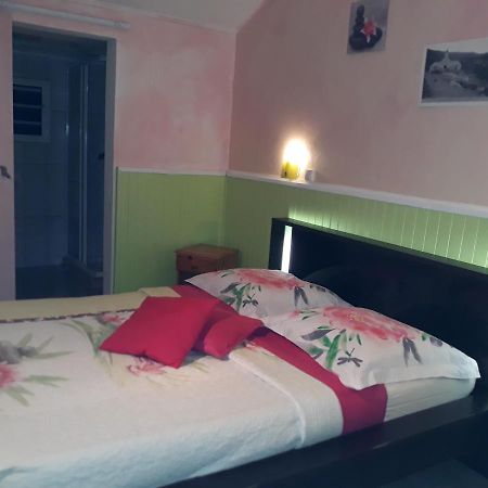 Bed and Breakfast Petite Fleur De Lentilles Cilaos Exterior foto