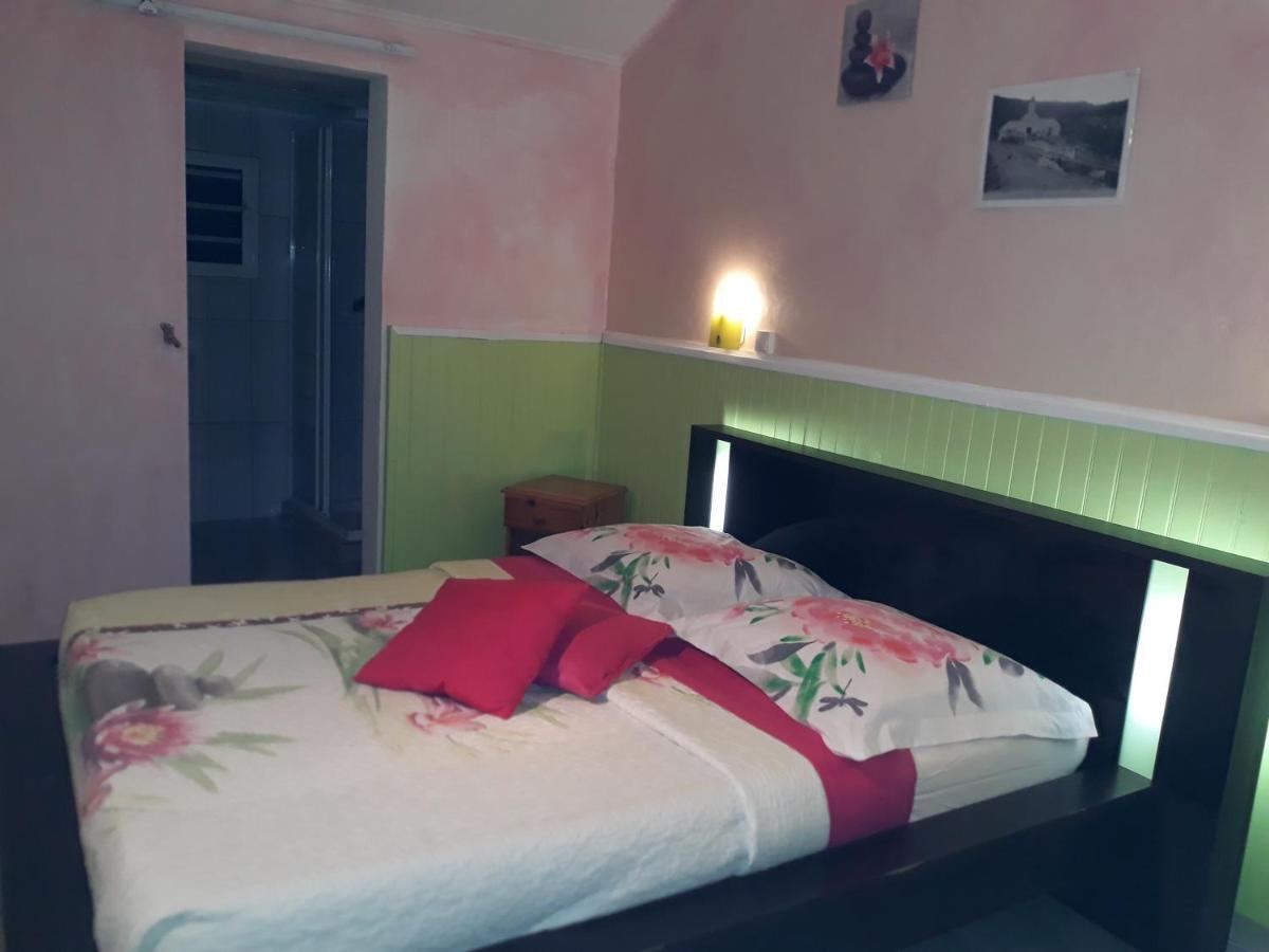 Bed and Breakfast Petite Fleur De Lentilles Cilaos Exterior foto